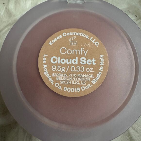Kosas Cloud Set Setting Powder in Comfy - Picture 3 of 5